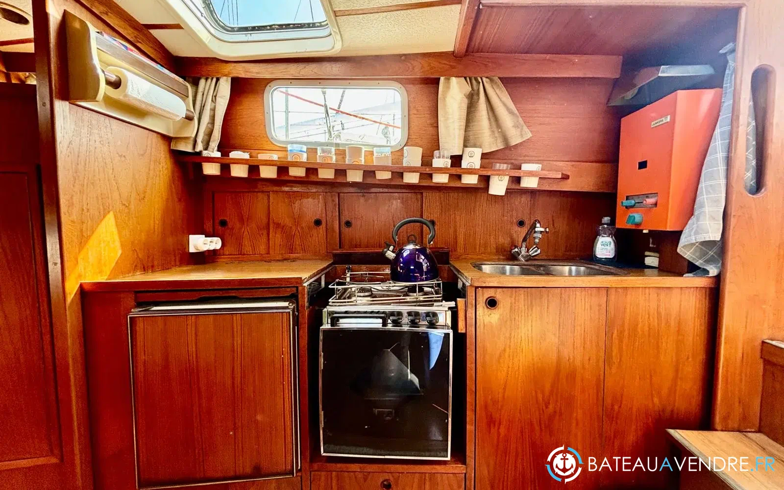 slider 20 Siltala Yachts Nauticat 33