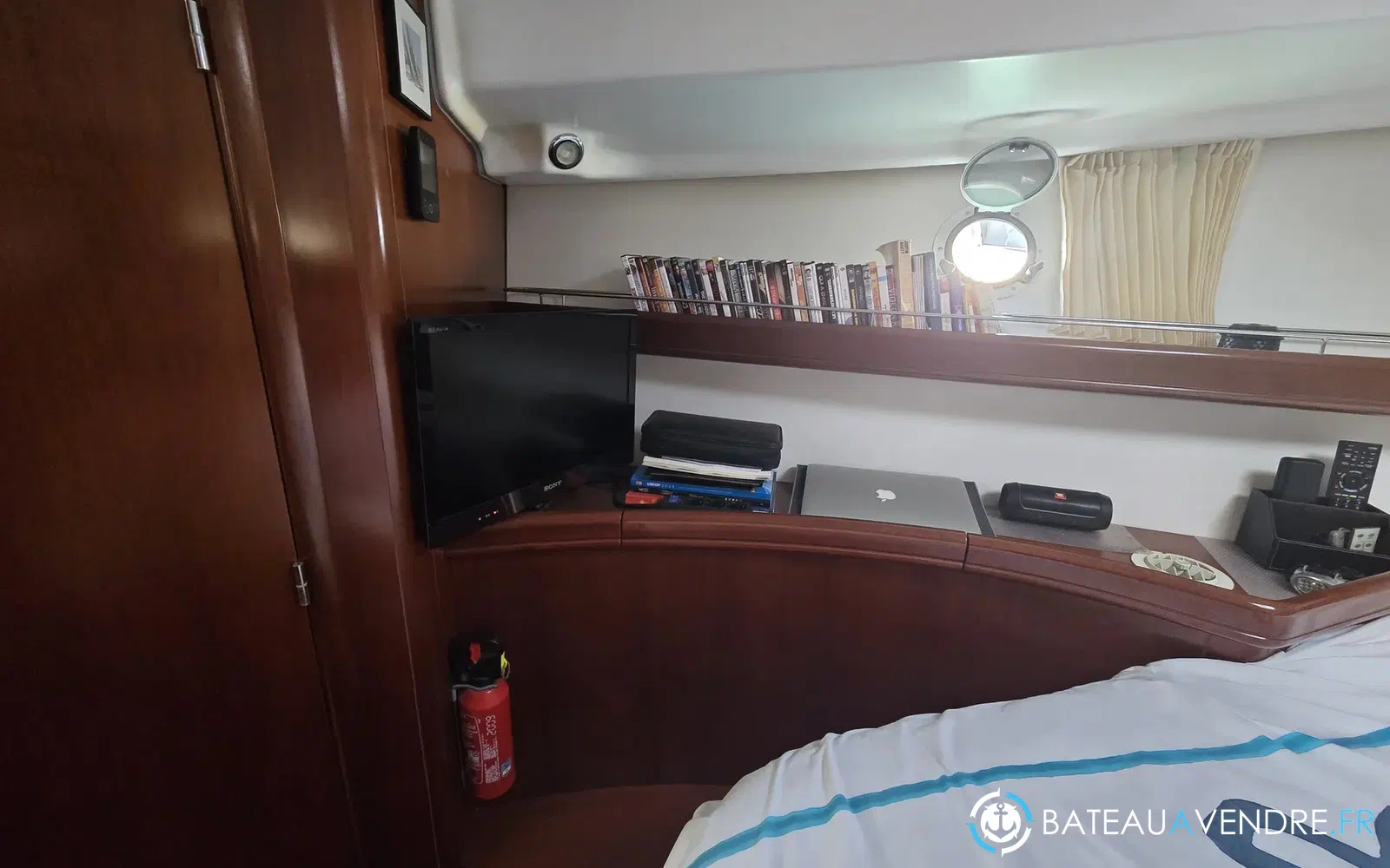 slider 25 Beneteau Swift Trawler 42