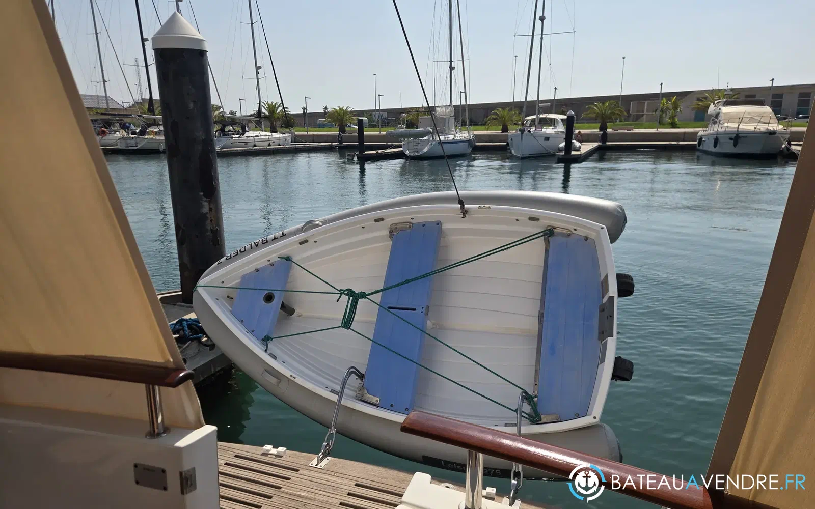 slider 38 Beneteau Swift Trawler 42