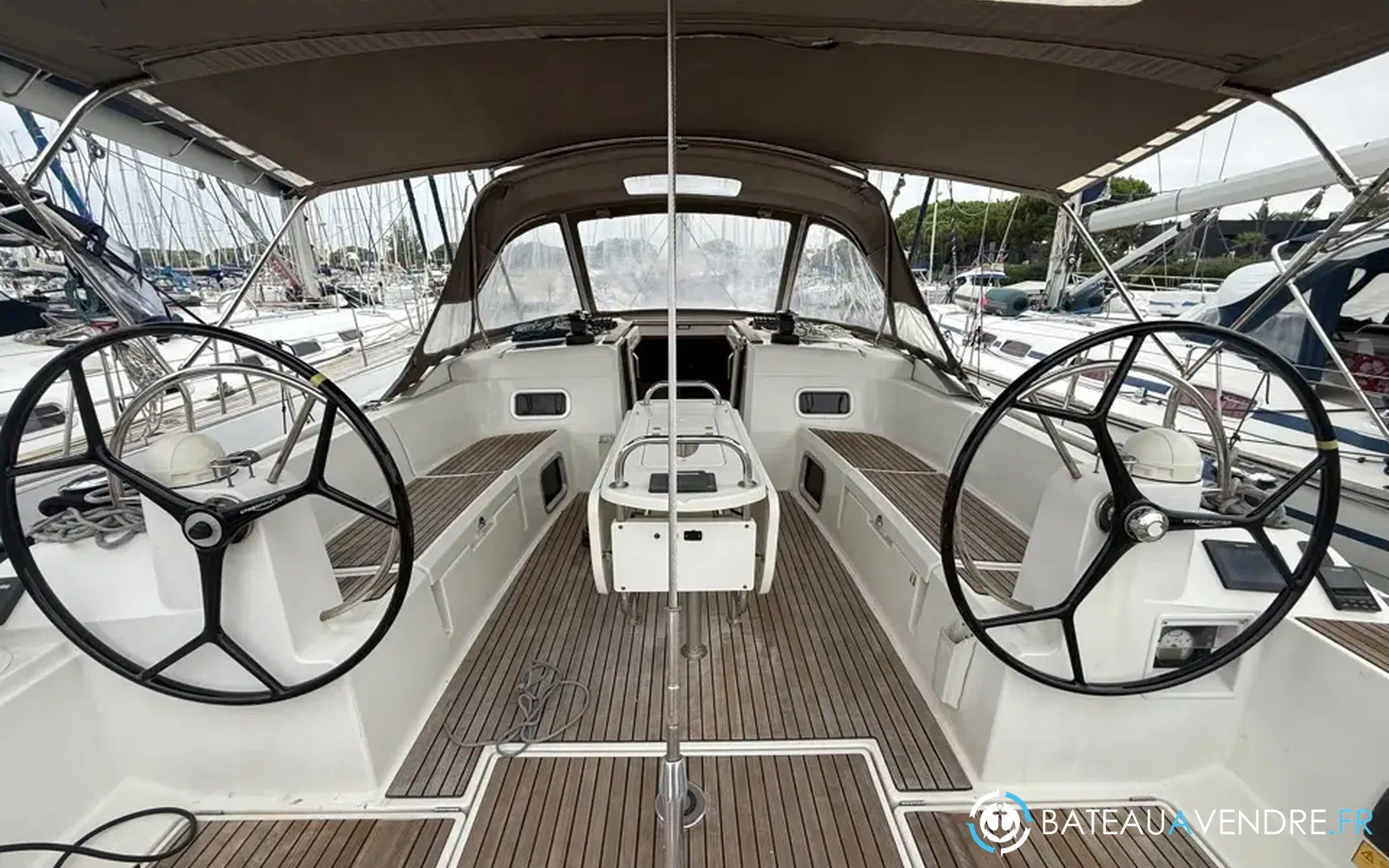 slider 14 Jeanneau Sun Odyssey 519