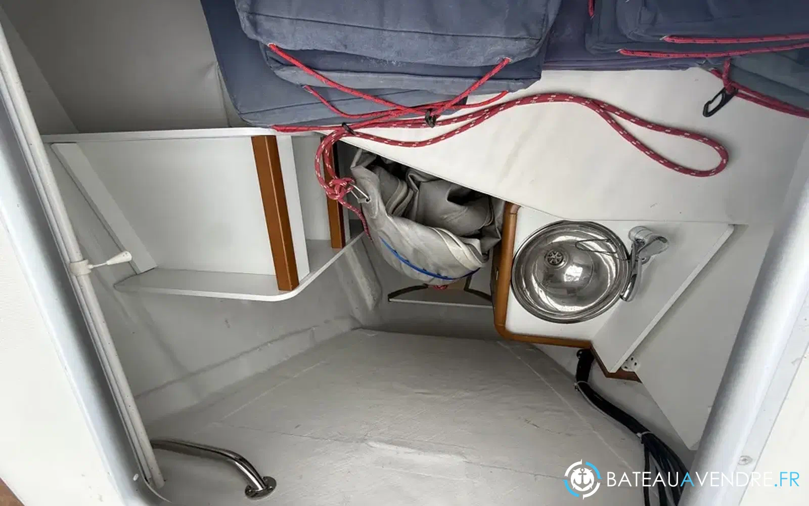 slider 16 Jeanneau Sun Odyssey 519