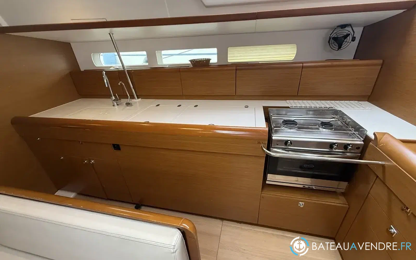 slider 37 Jeanneau Sun Odyssey 519