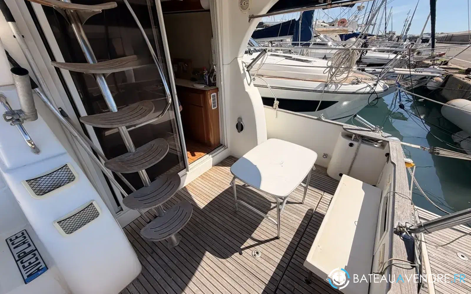 slider 14 Beneteau Antares 980