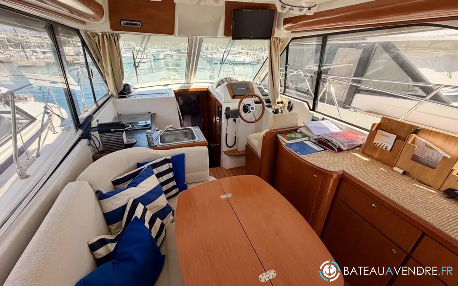 slider 19 Beneteau Antares 980