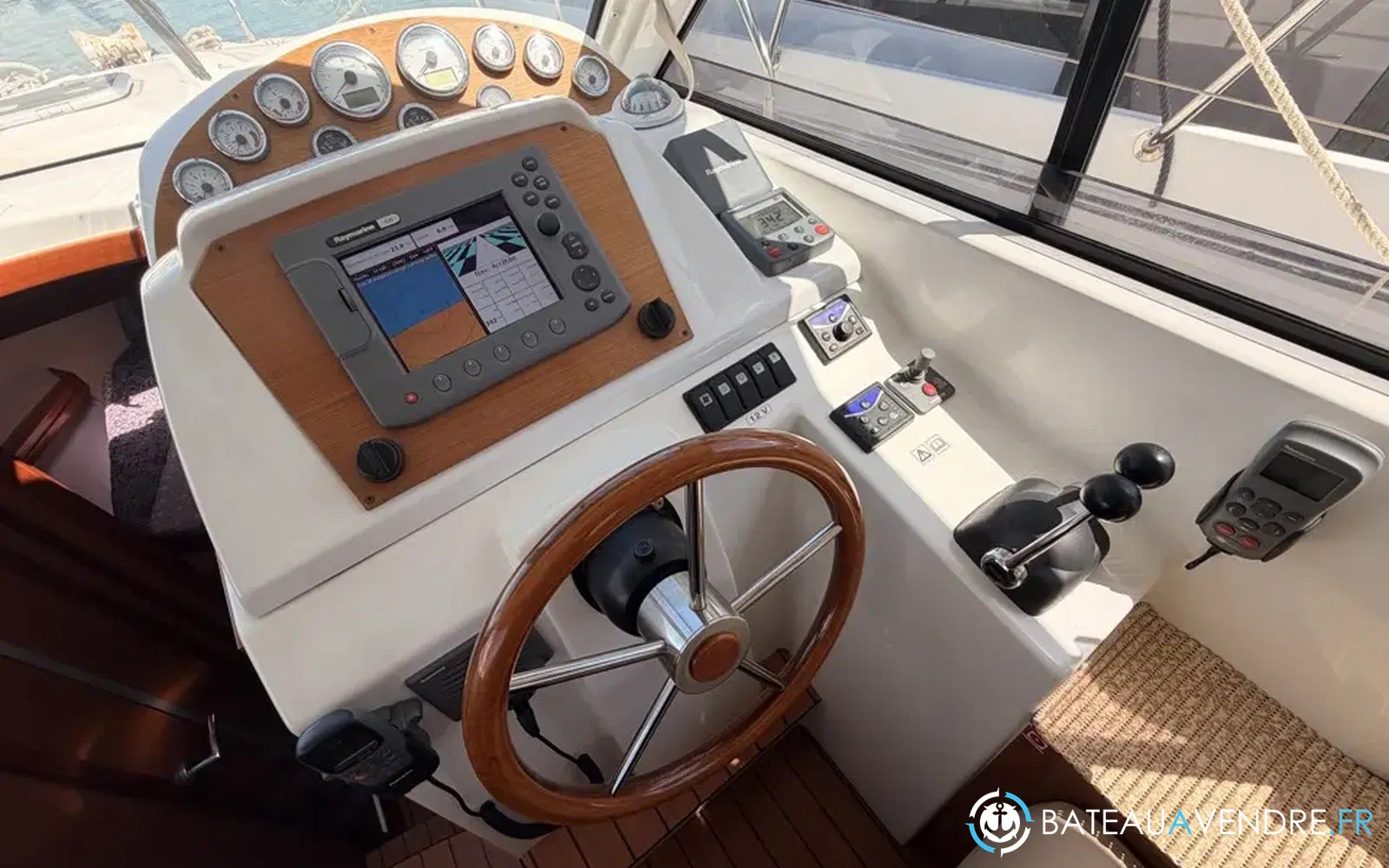slider 22 Beneteau Antares 980