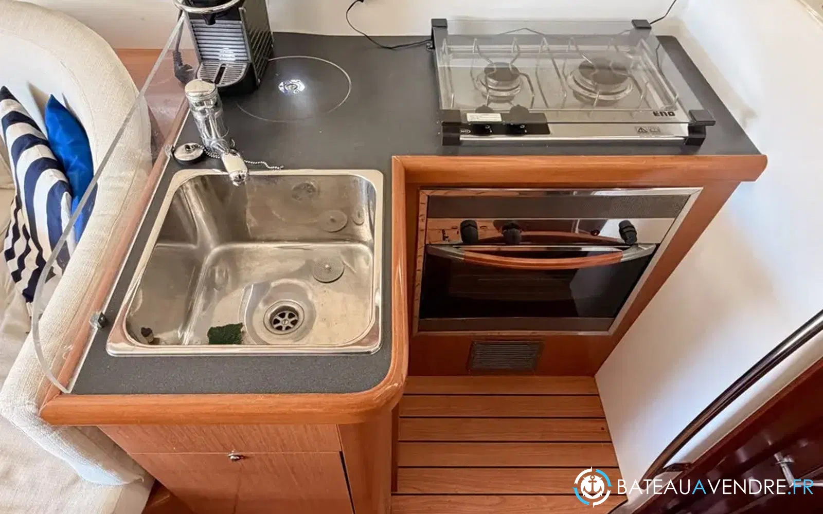 slider 26 Beneteau Antares 980