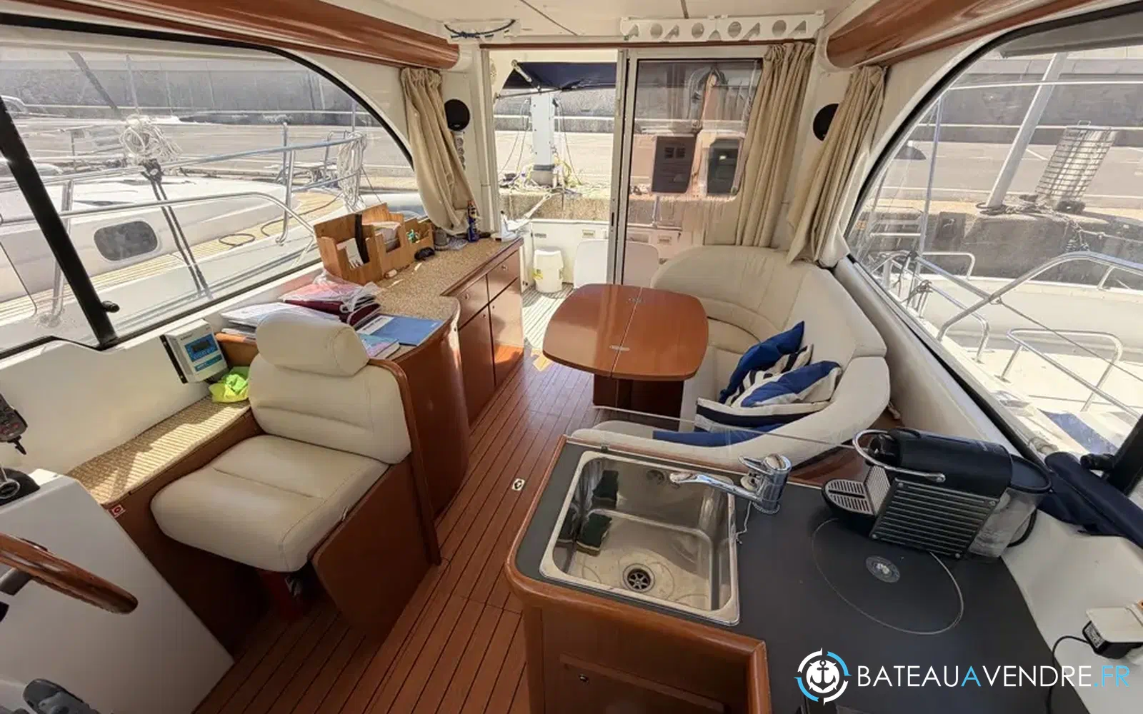 slider 29 Beneteau Antares 980