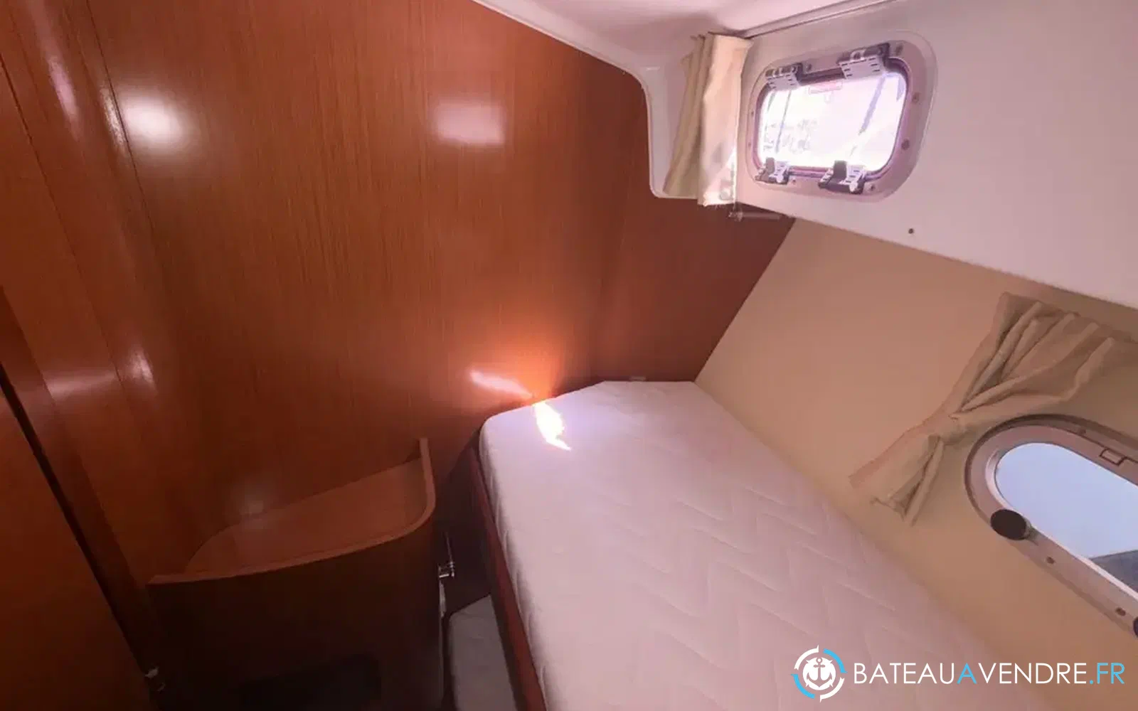 slider 33 Beneteau Antares 980