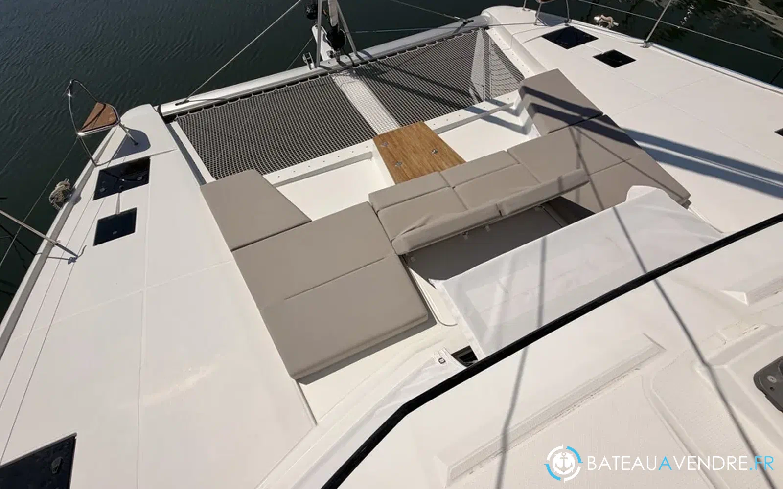 slider 17 Fountaine Pajot Aura 51