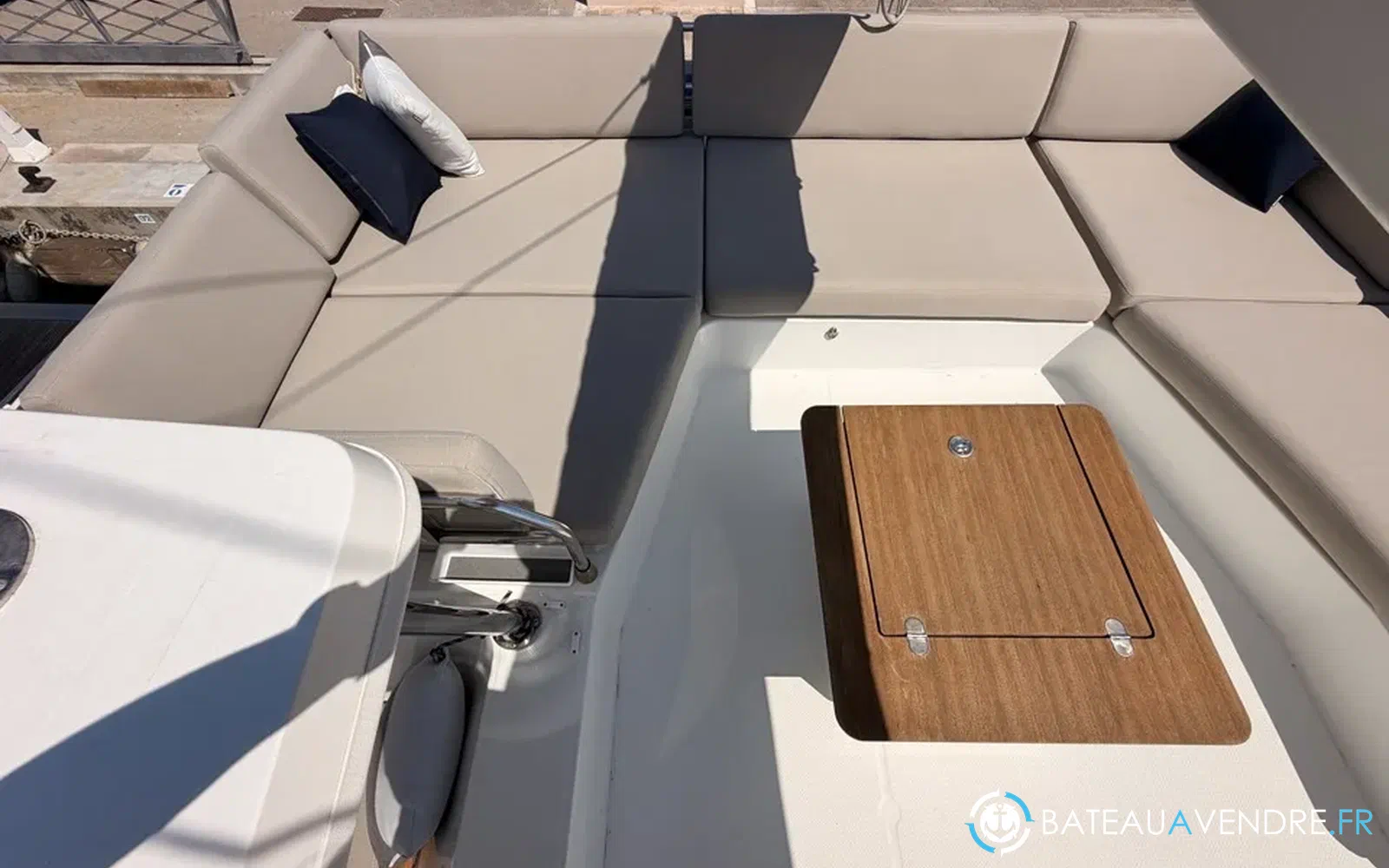 slider 19 Fountaine Pajot Aura 51