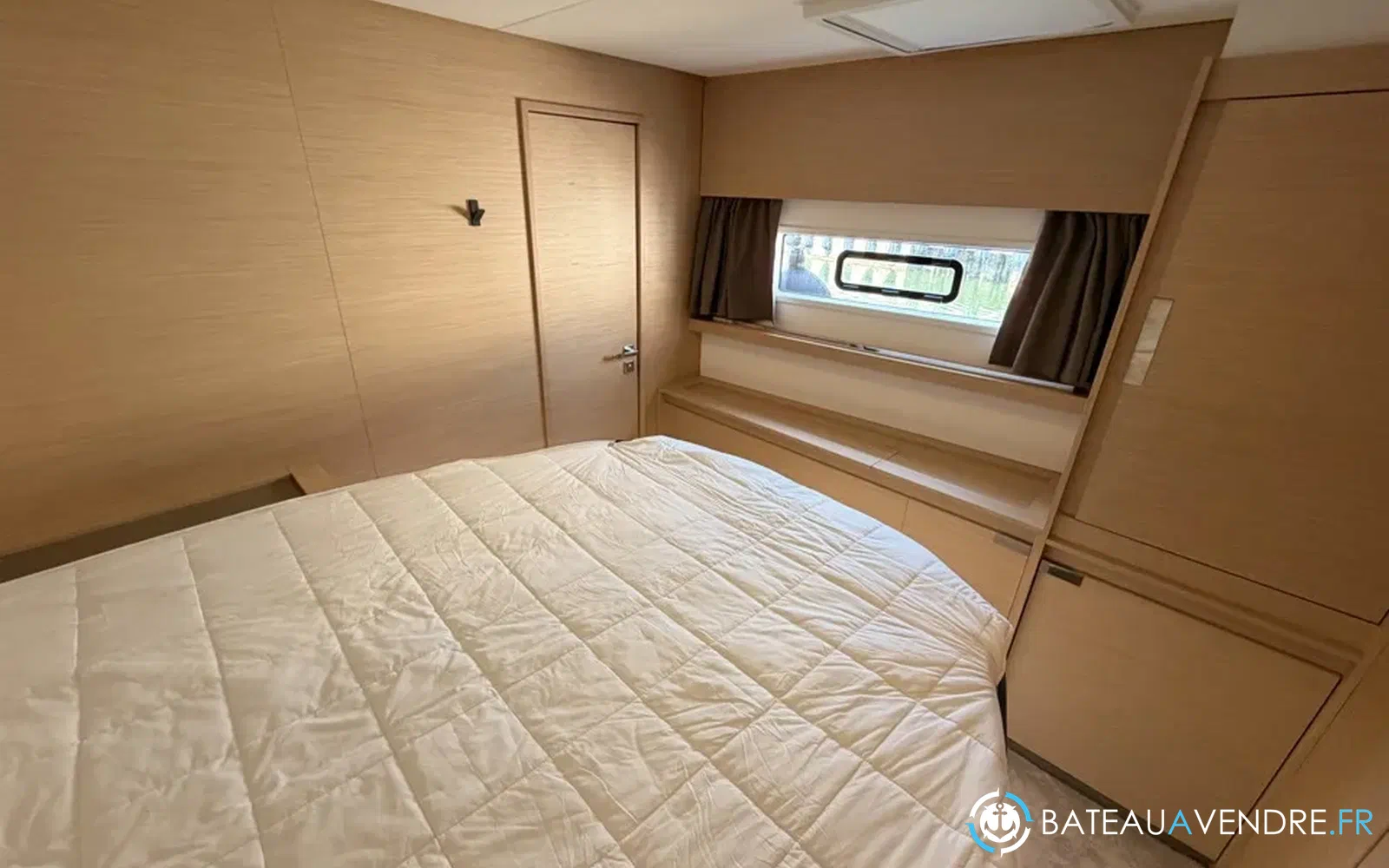 slider 48 Fountaine Pajot Aura 51