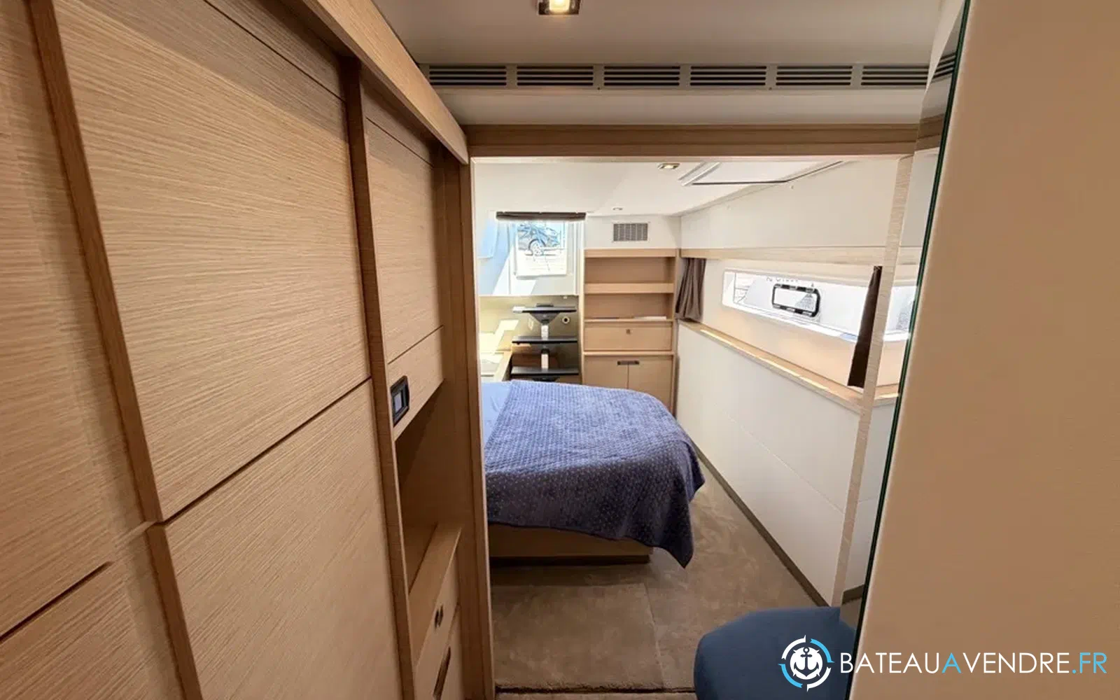 slider 56 Fountaine Pajot Aura 51
