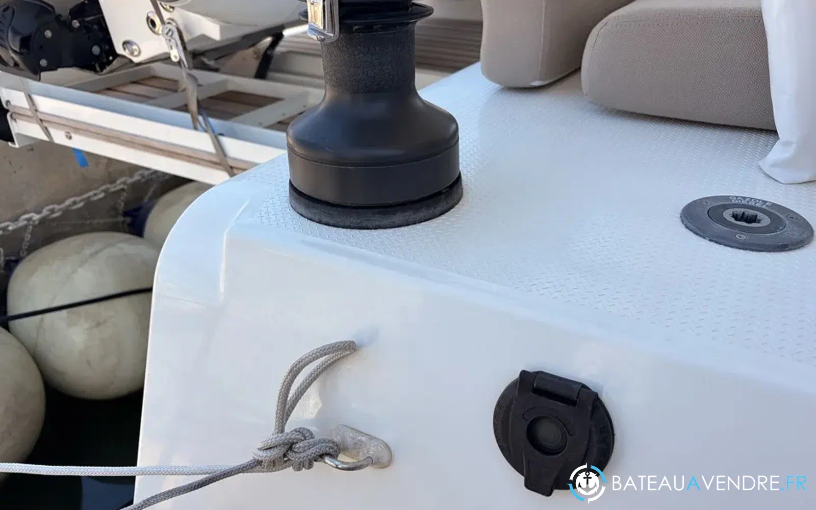 slider 68 Fountaine Pajot Aura 51