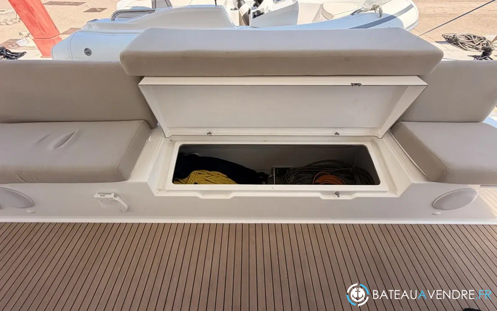 slider 76 Fountaine Pajot Aura 51