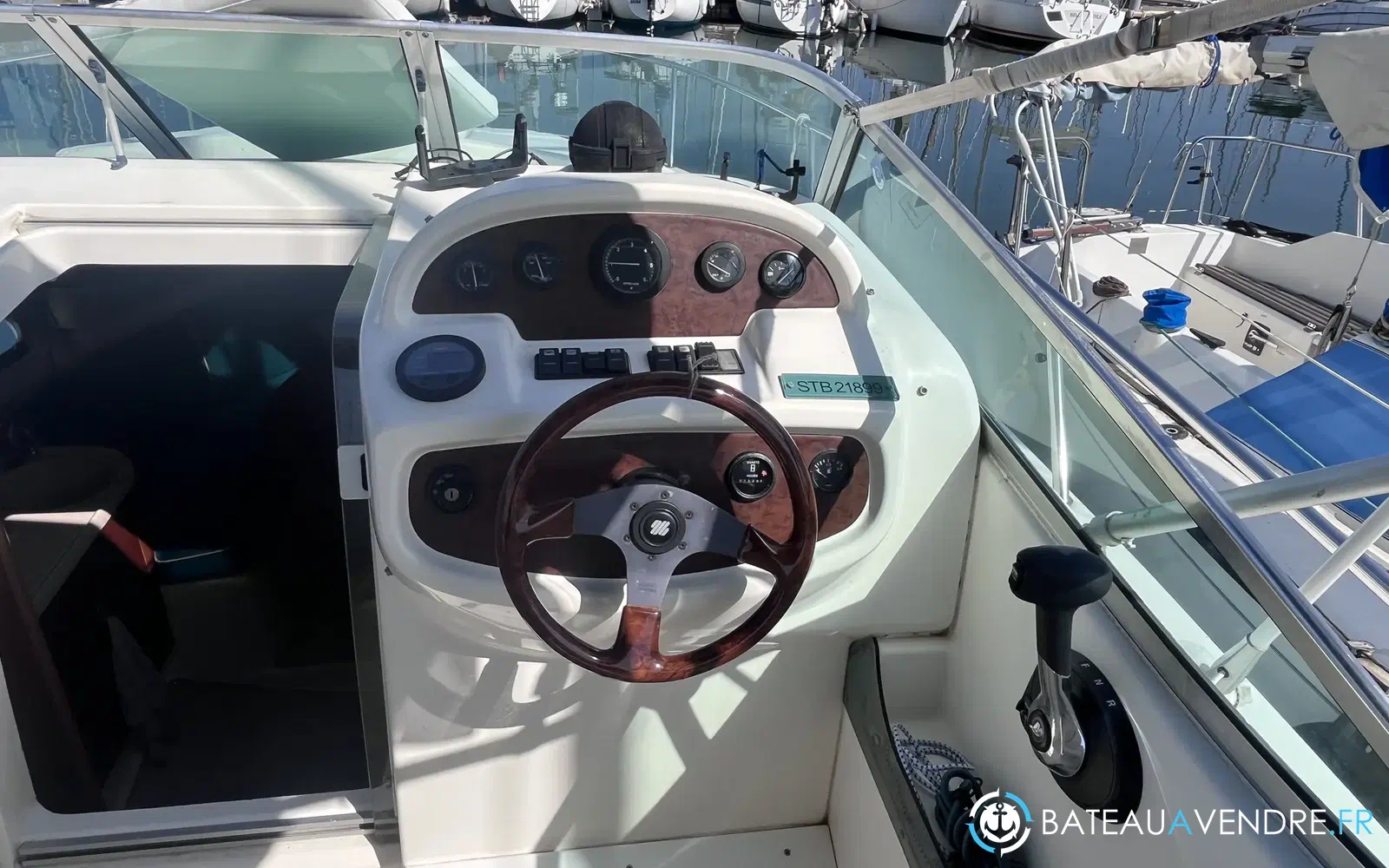 slider 6 Jeanneau Leader 805