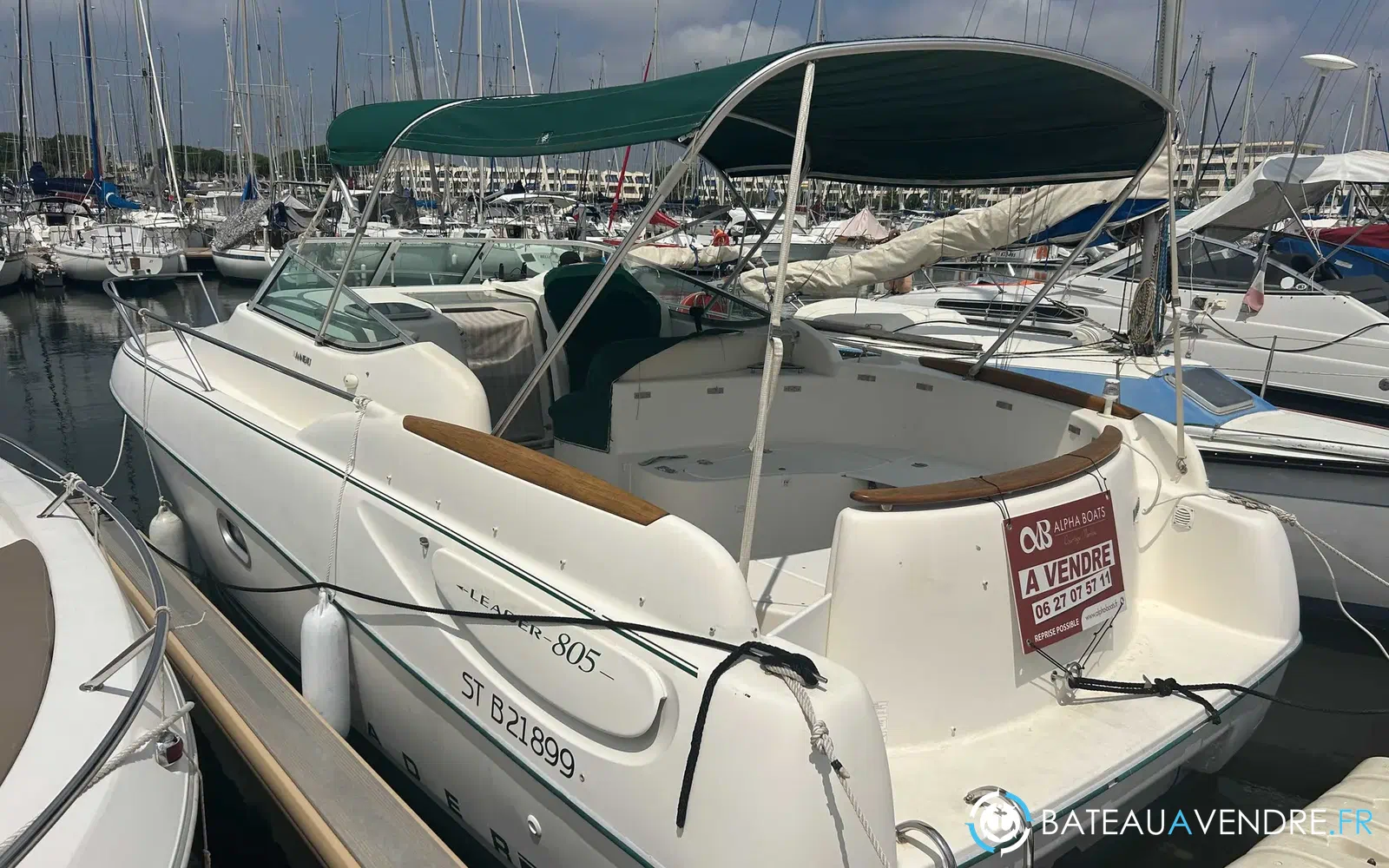 slider 8 Jeanneau Leader 805