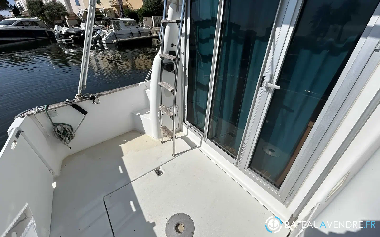 slider 1 Jeanneau Merry Fisher 805
