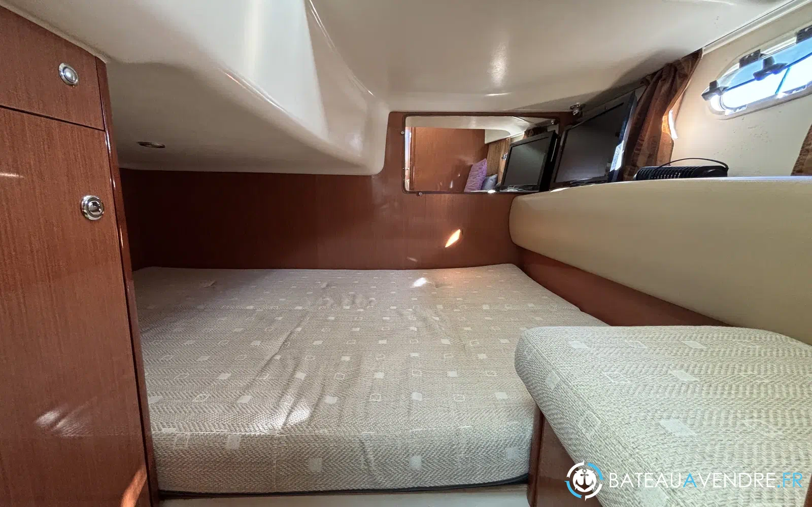 slider 11 Prestige Yachts Prestige 34 hard top