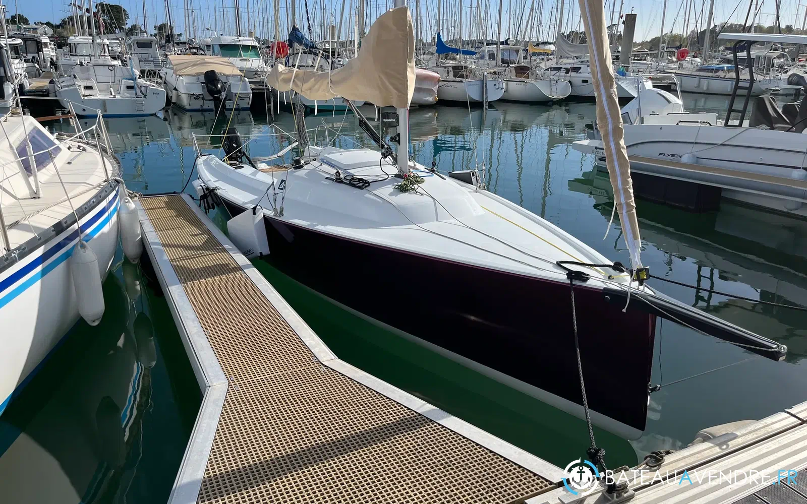 slider 4 J Boats J 7 (J seven)