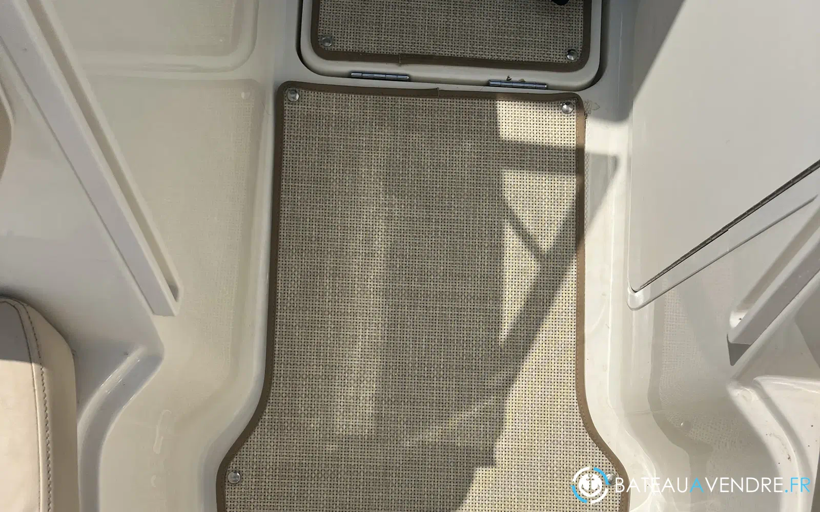 slider 1 Bayliner VR5 Bowrider OB