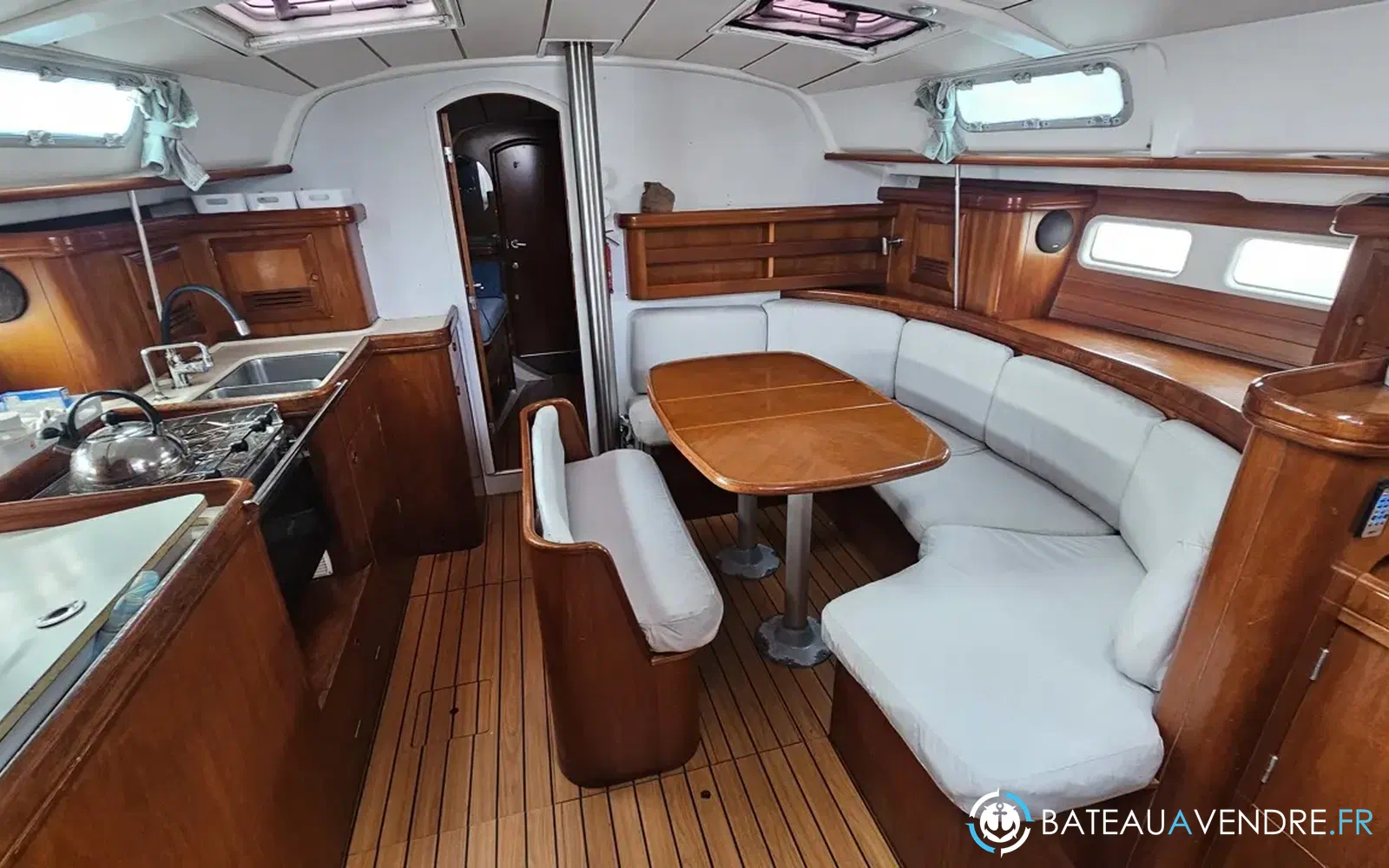 slider 1 Beneteau Oceanis 411 Clipper