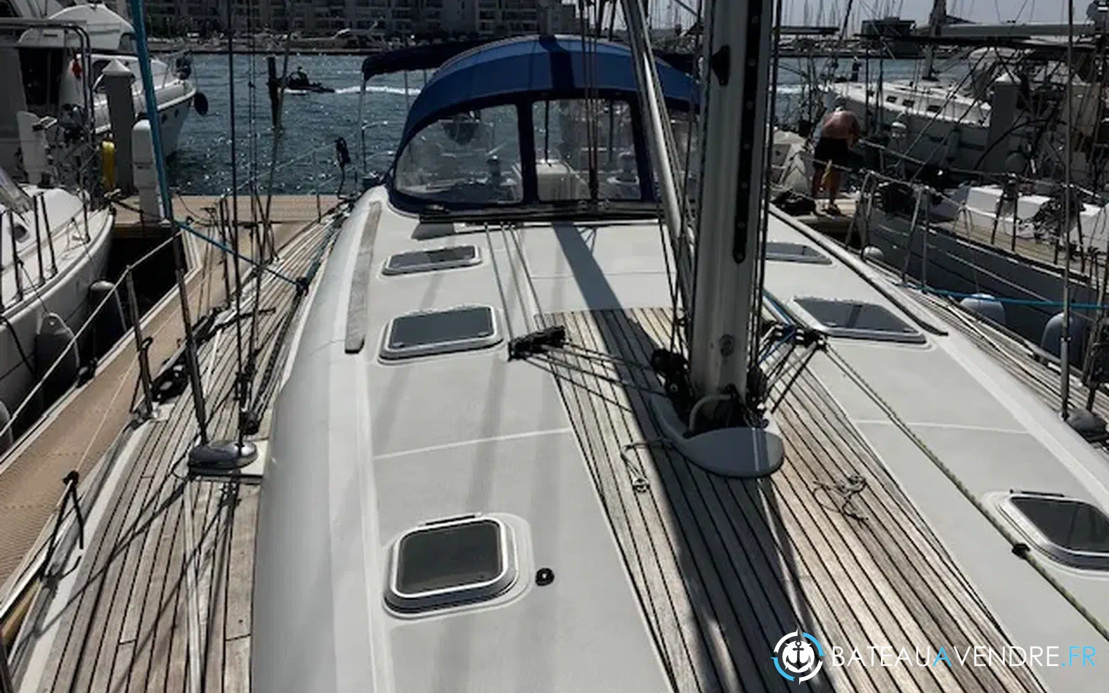 slider 11 Jeanneau Sun Odyssey 49