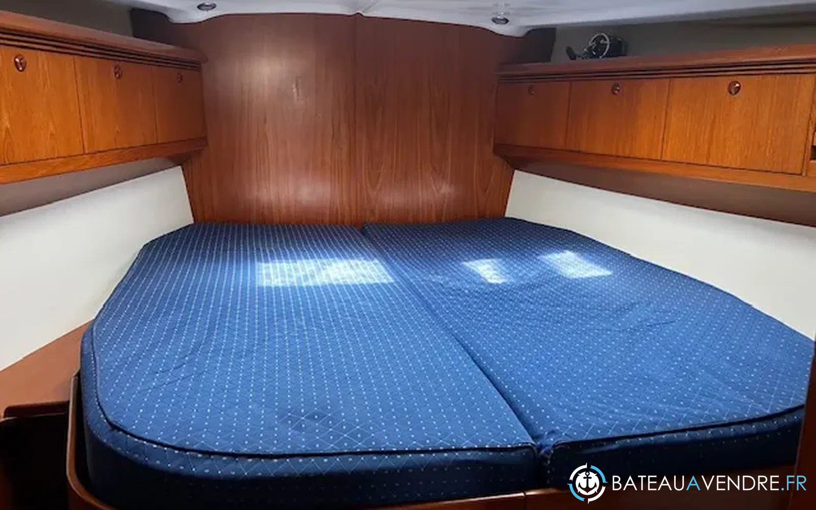 slider 16 Jeanneau Sun Odyssey 49