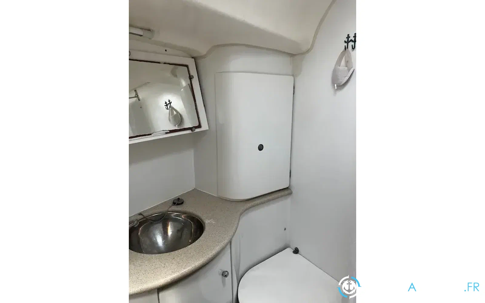 slider 18 Jeanneau Sun Odyssey 49
