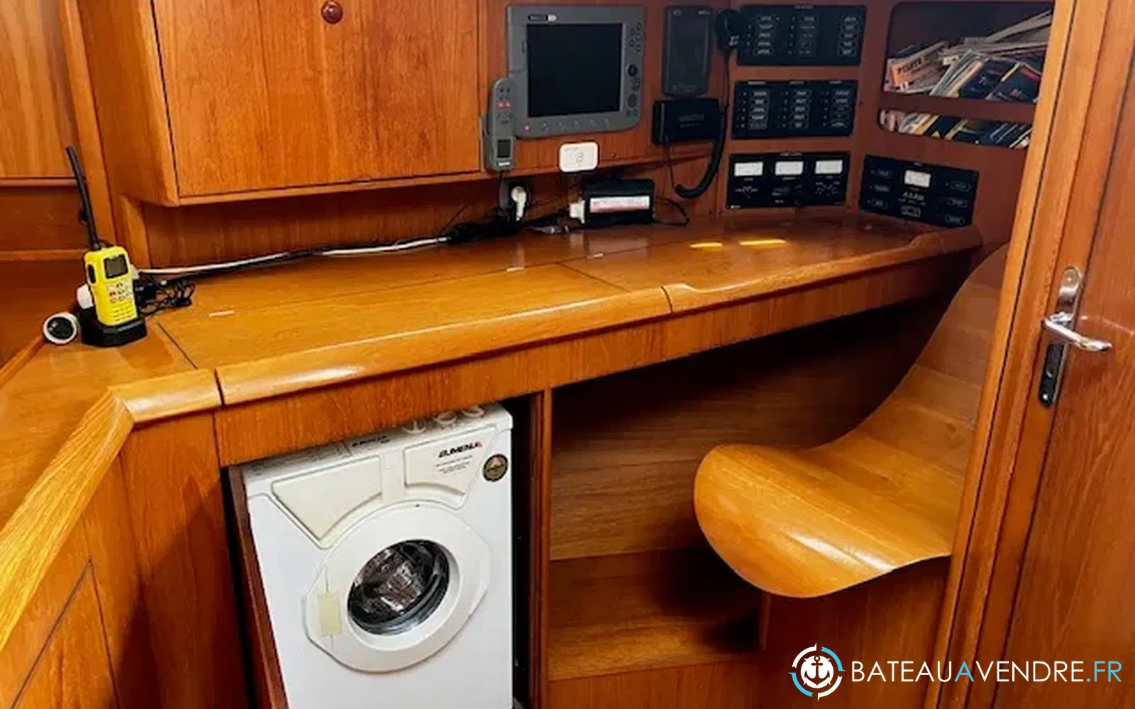 slider 24 Jeanneau Sun Odyssey 49