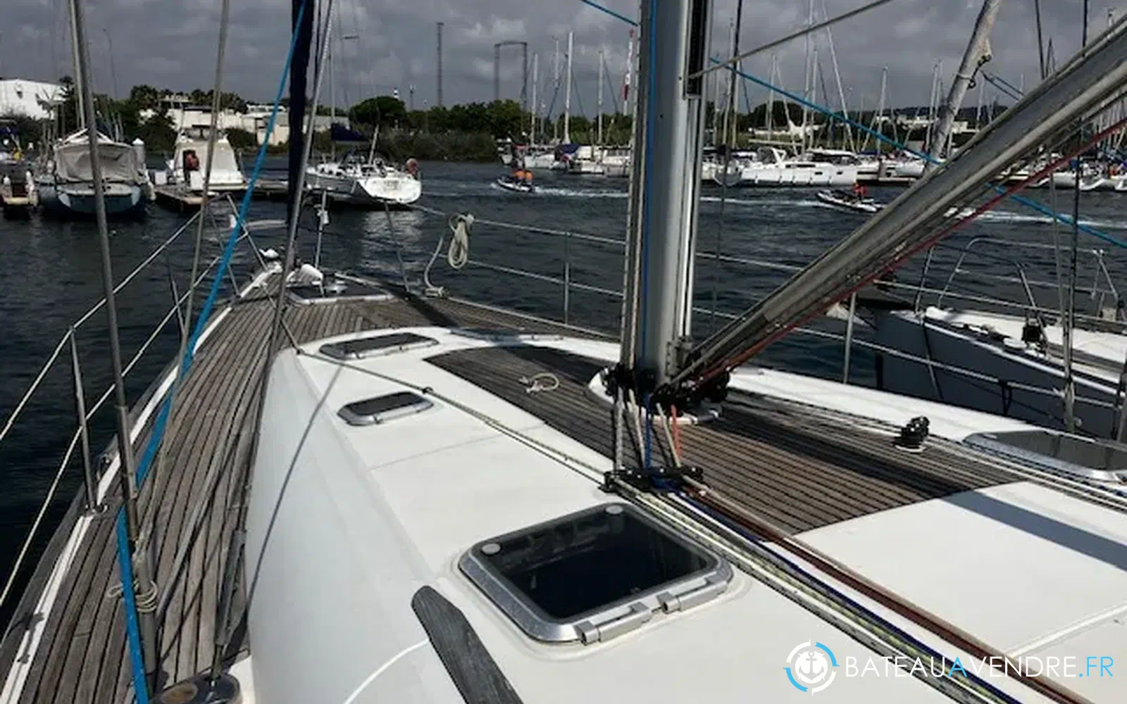 slider 8 Jeanneau Sun Odyssey 49