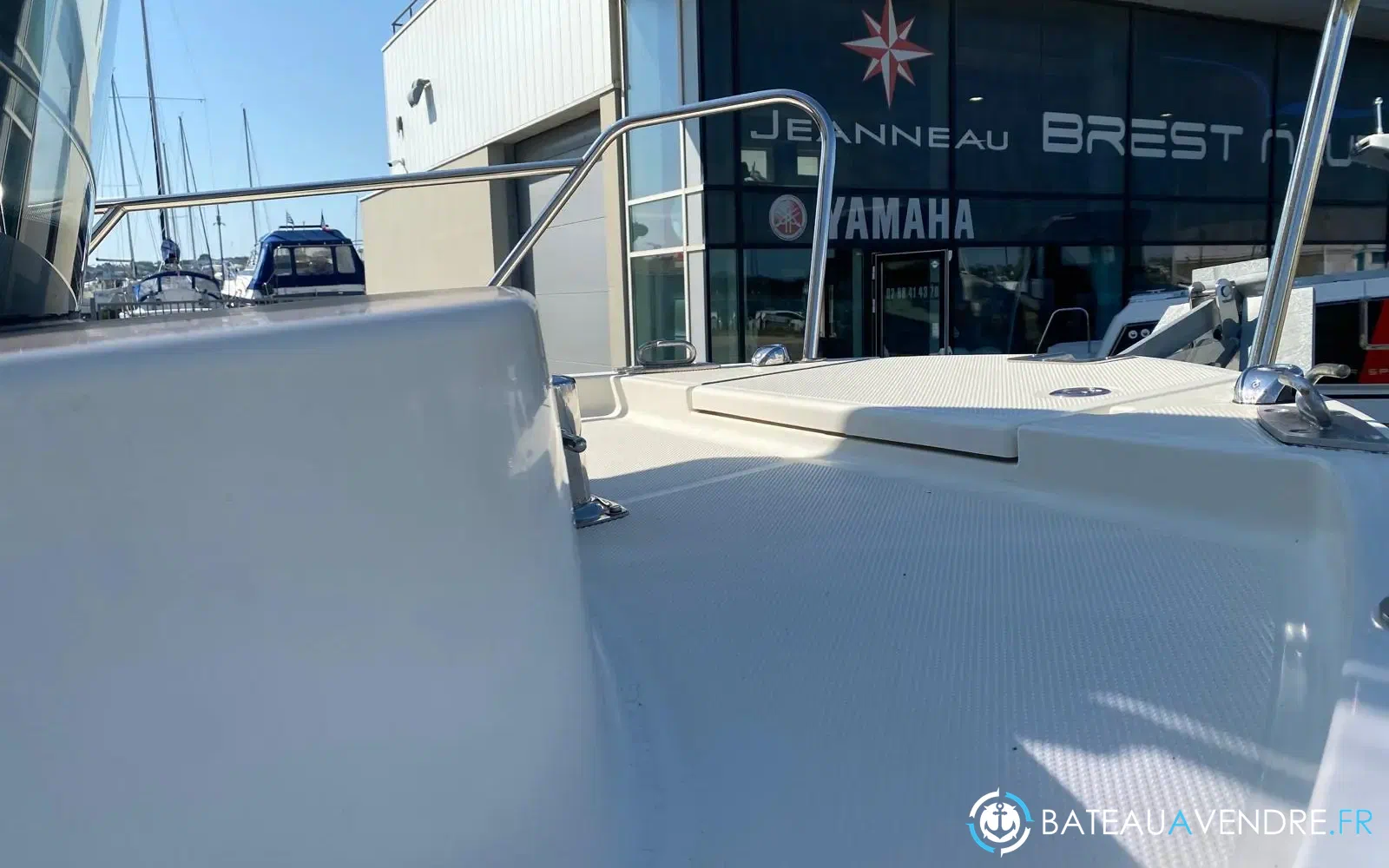 slider 19 Quicksilver 625 pilothouse