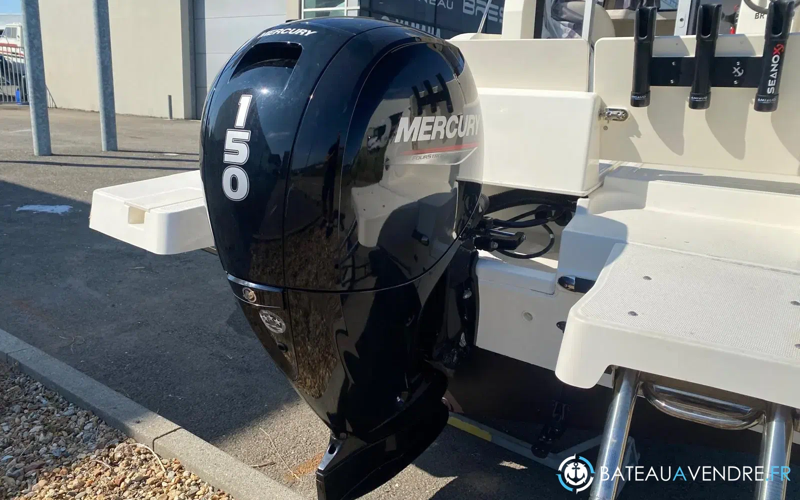 slider 2 Quicksilver 625 pilothouse