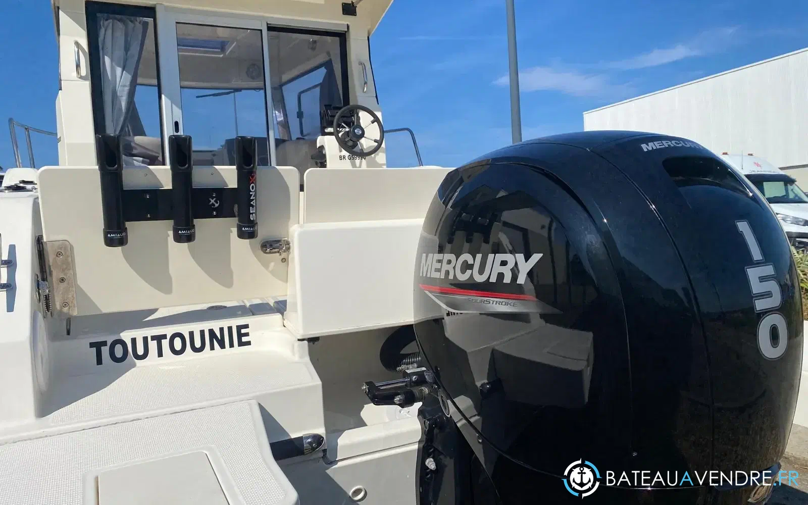 slider 3 Quicksilver 625 pilothouse