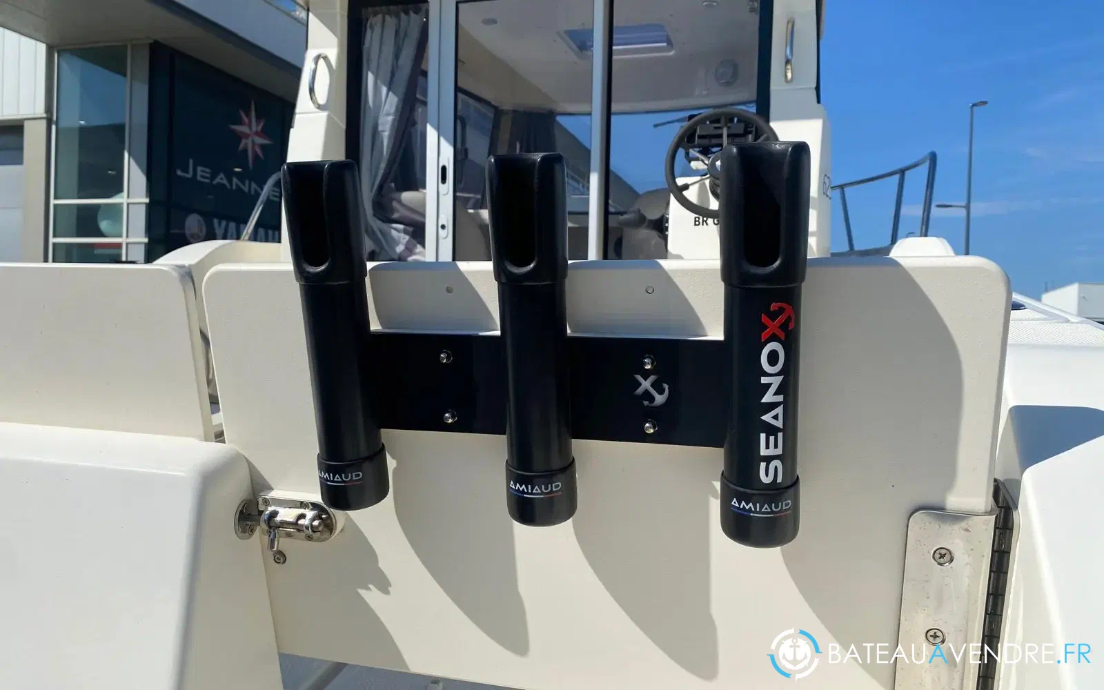 slider 7 Quicksilver 625 pilothouse