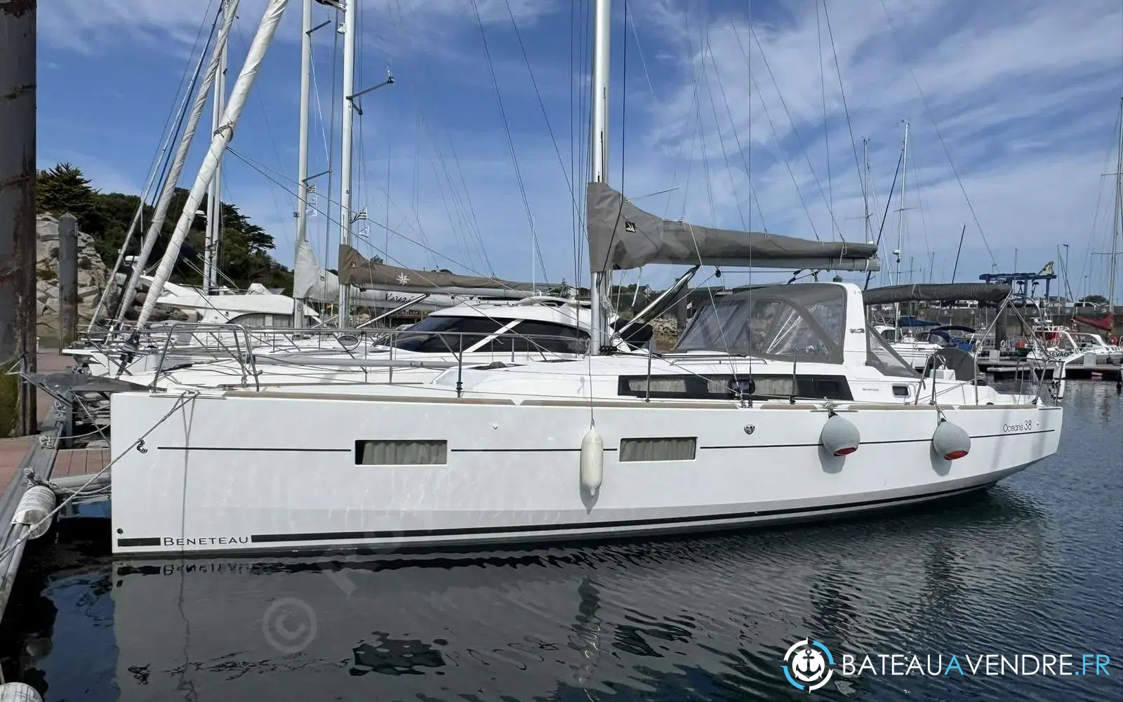 slider 0 Beneteau Oceanis 38