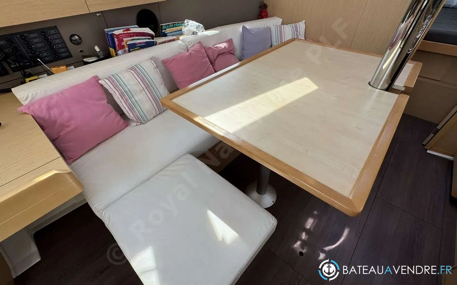 slider 18 Beneteau Oceanis 38
