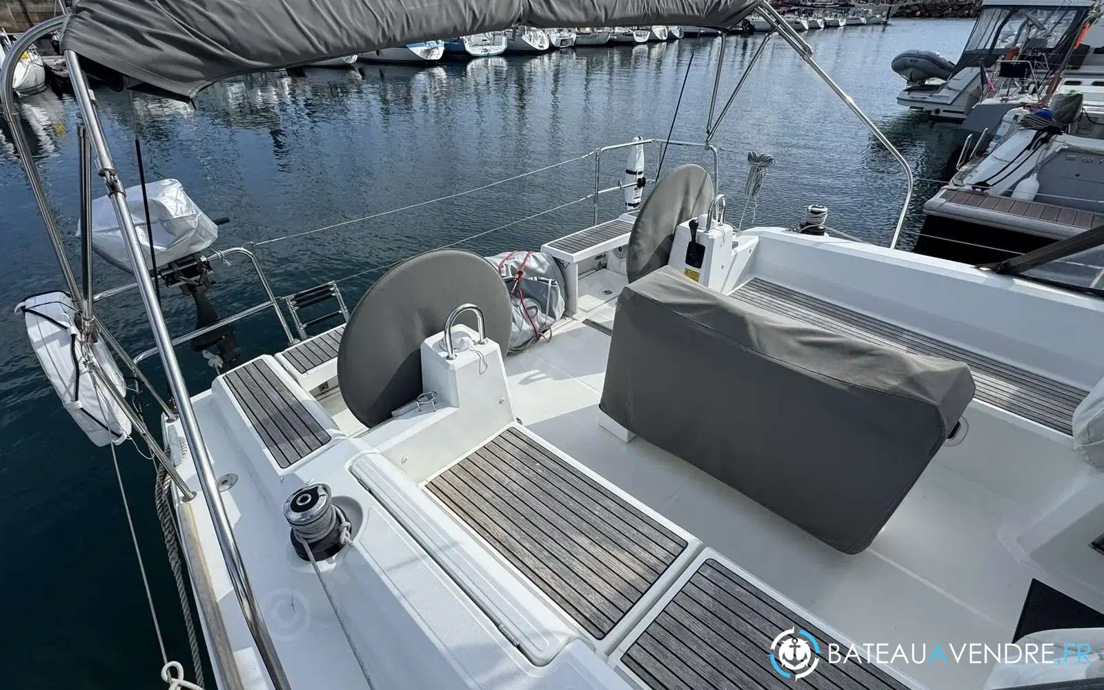 slider 4 Beneteau Oceanis 38
