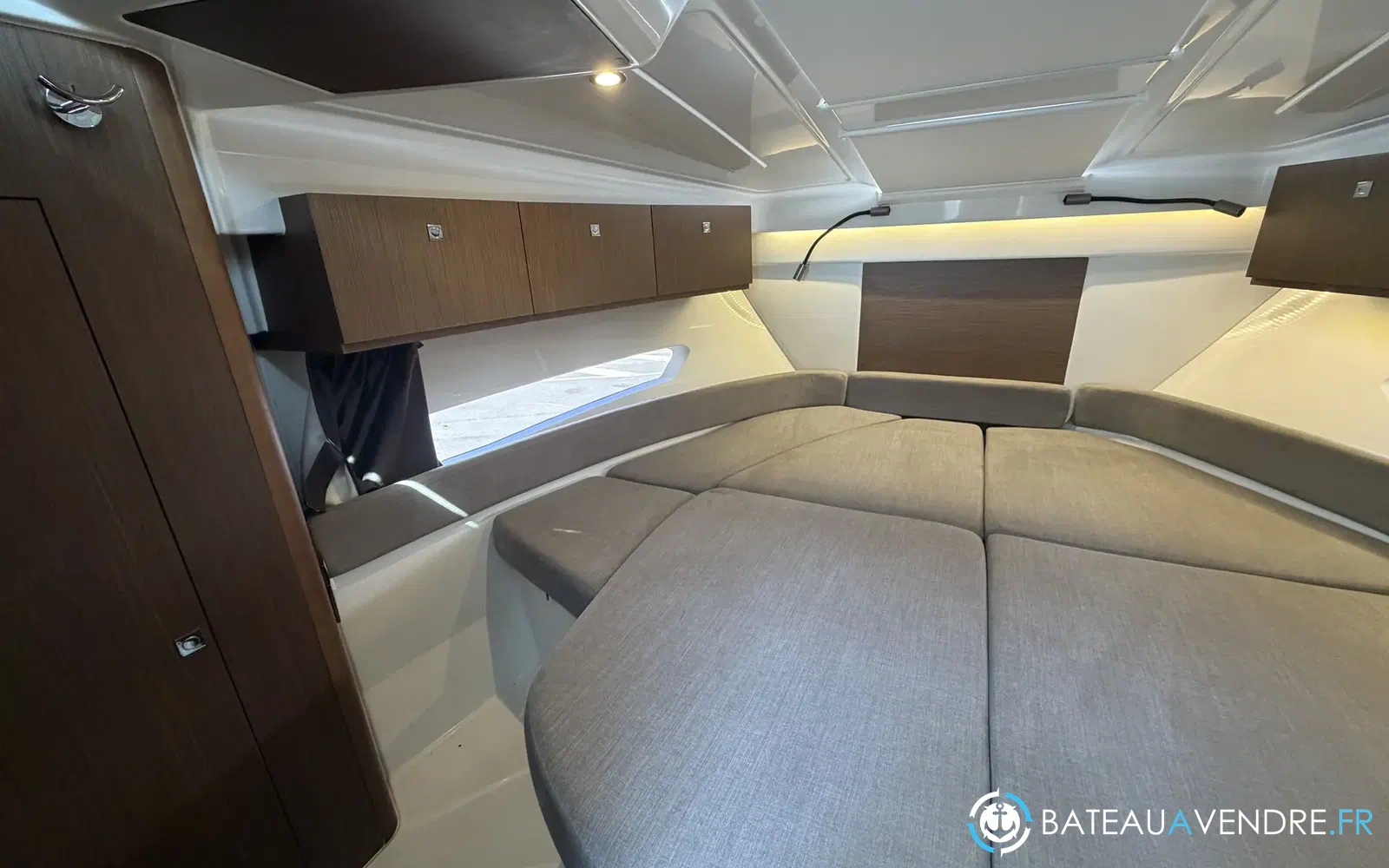 slider 11 Beneteau Antares 9 OB