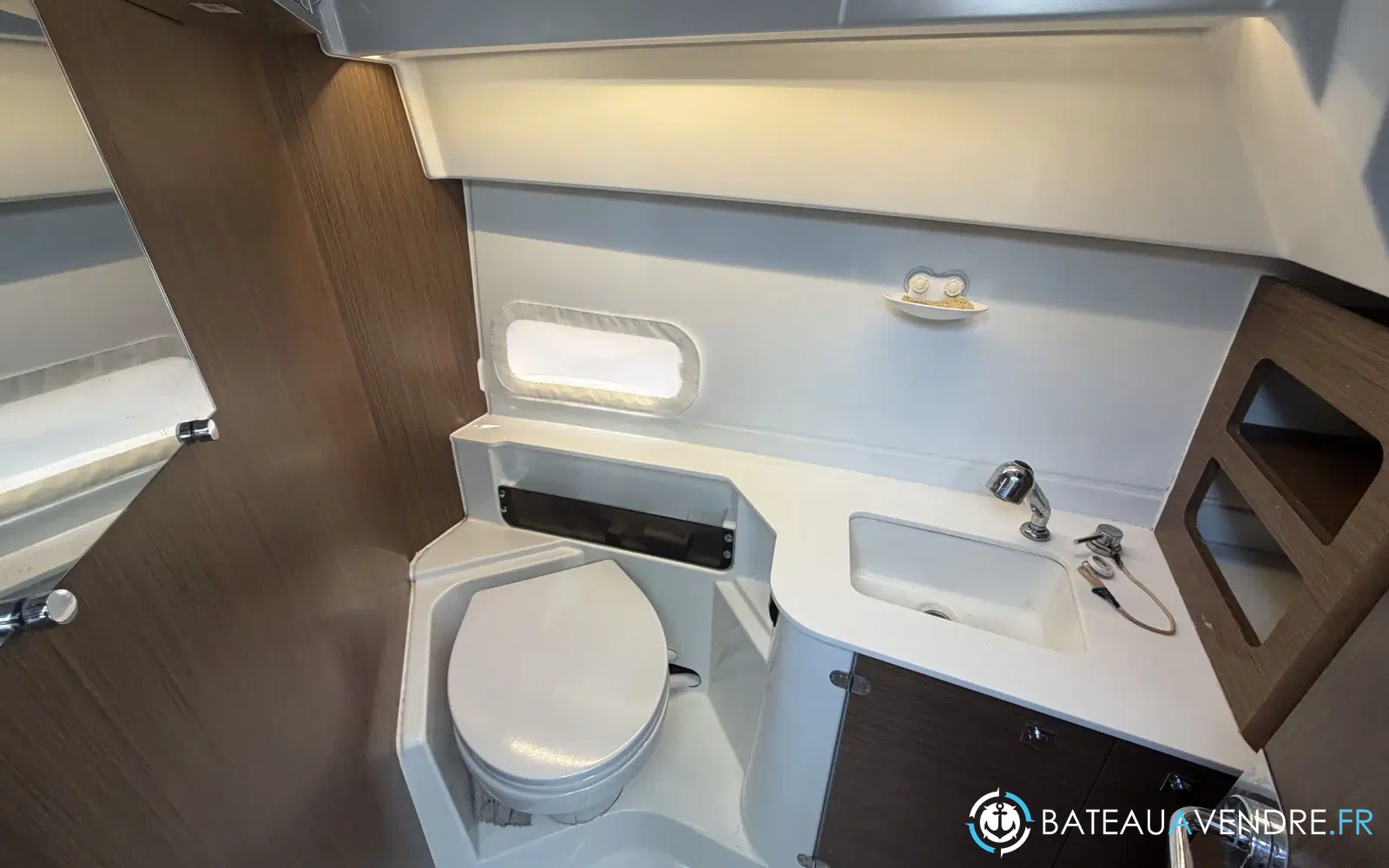 slider 12 Beneteau Antares 9 OB