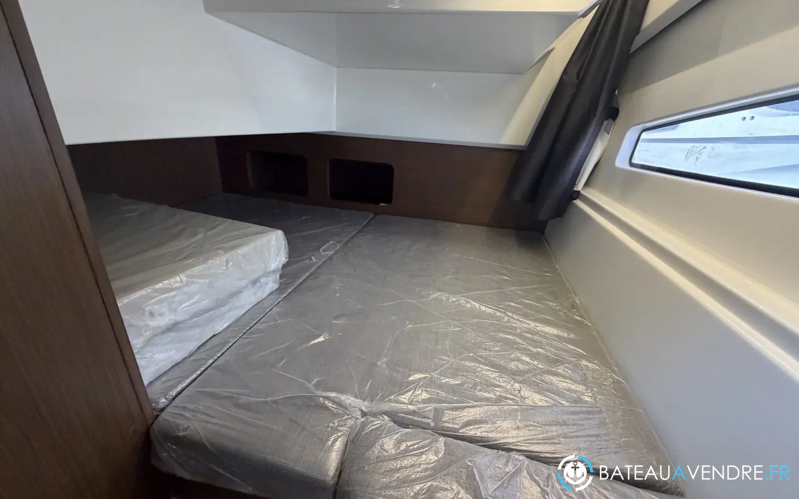 slider 13 Beneteau Antares 9 OB