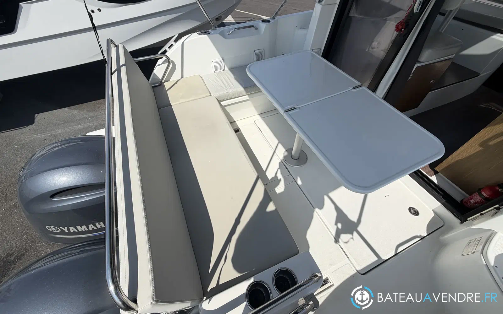 slider 4 Beneteau Antares 9 OB