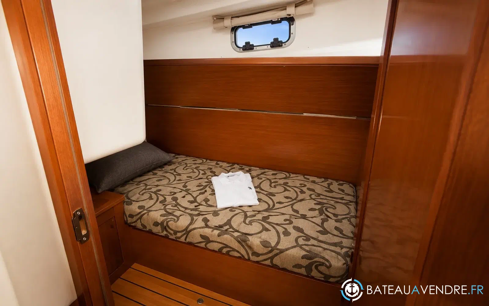 slider 5 Beneteau Antares 30