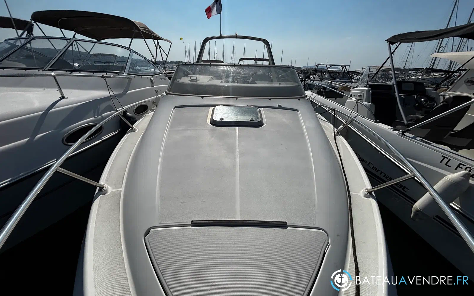 slider 2 Jeanneau Leader 735