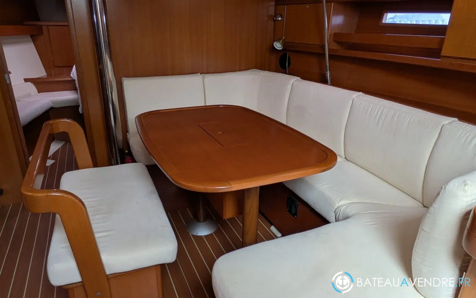 slider 8 Dufour 385 Grand Large