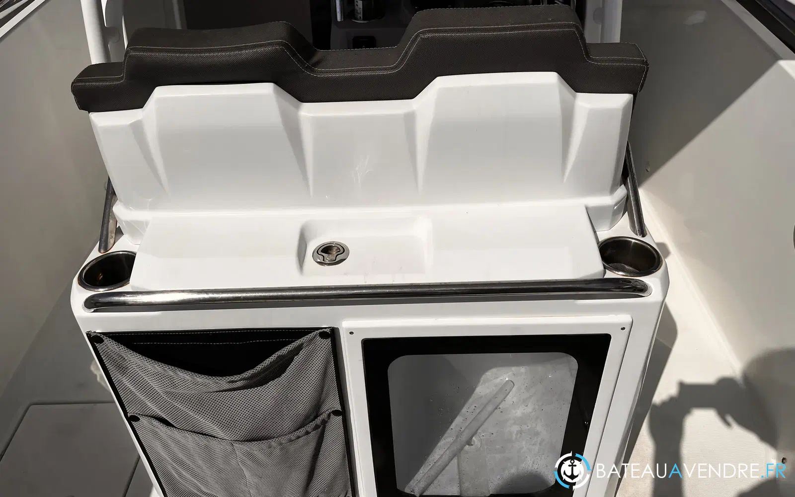 slider 6 Jeanneau Cap Camarat