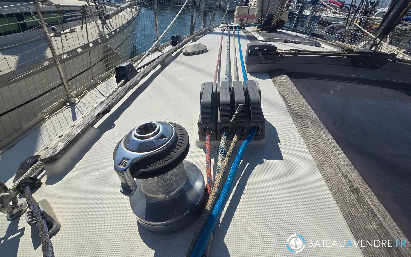 slider 11 Jeanneau Sun Odyssey 33