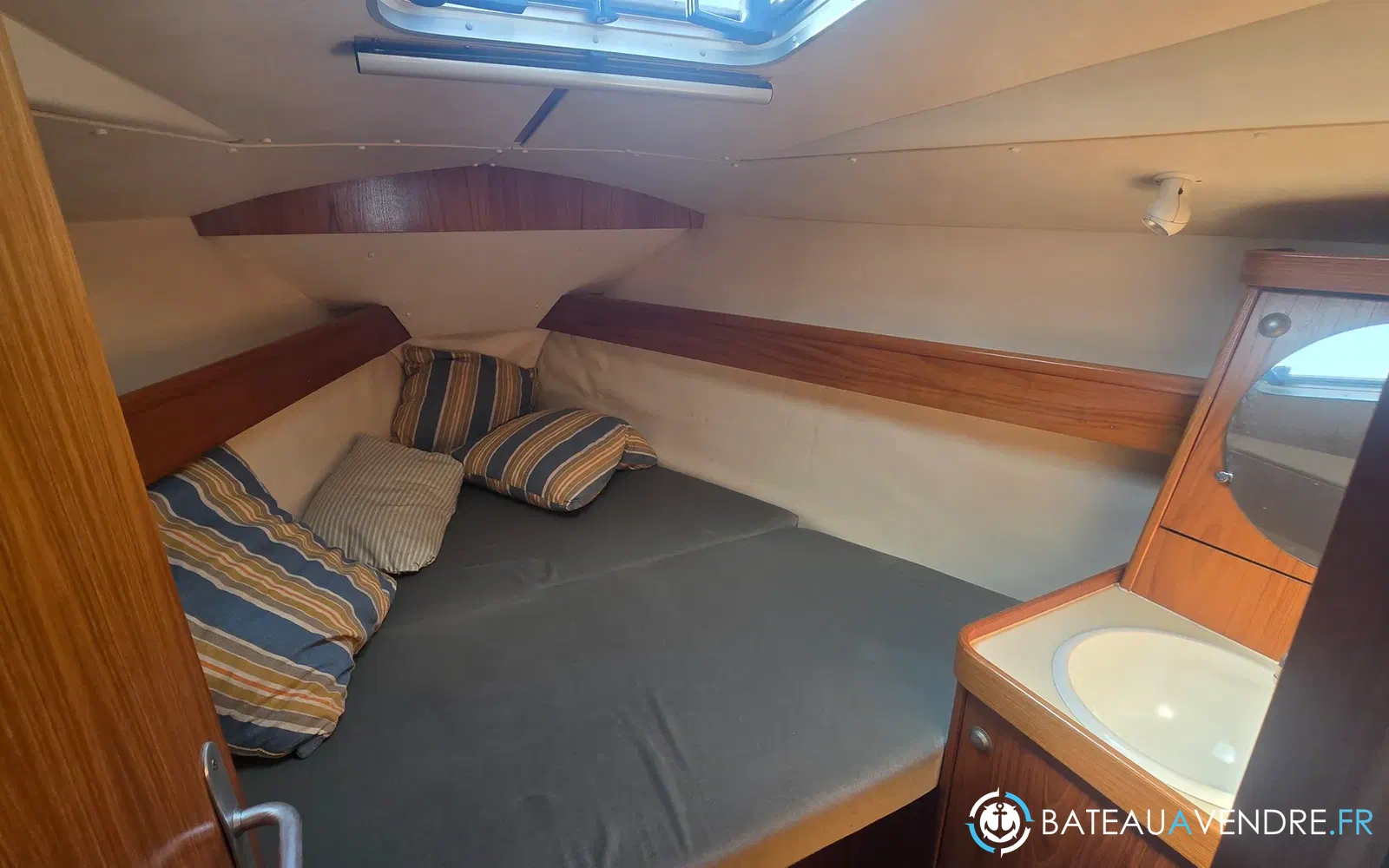 slider 21 Jeanneau Sun Odyssey 33