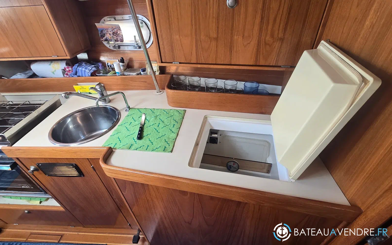 slider 20 Jeanneau Sun Odyssey 33