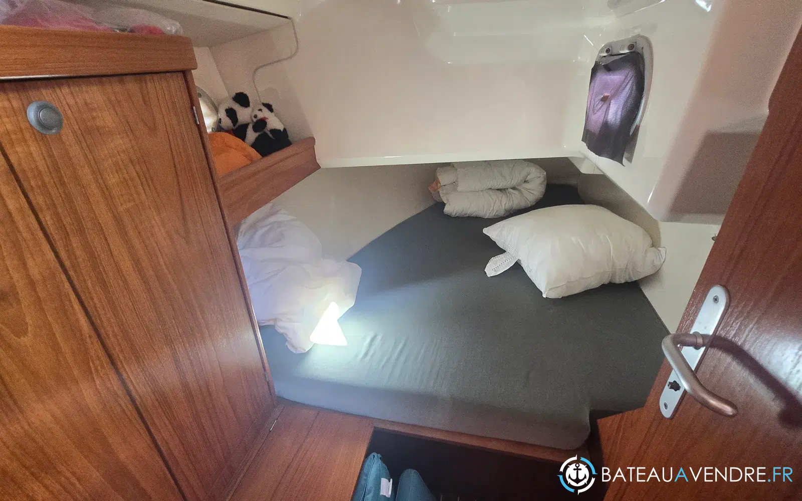 slider 25 Jeanneau Sun Odyssey 33