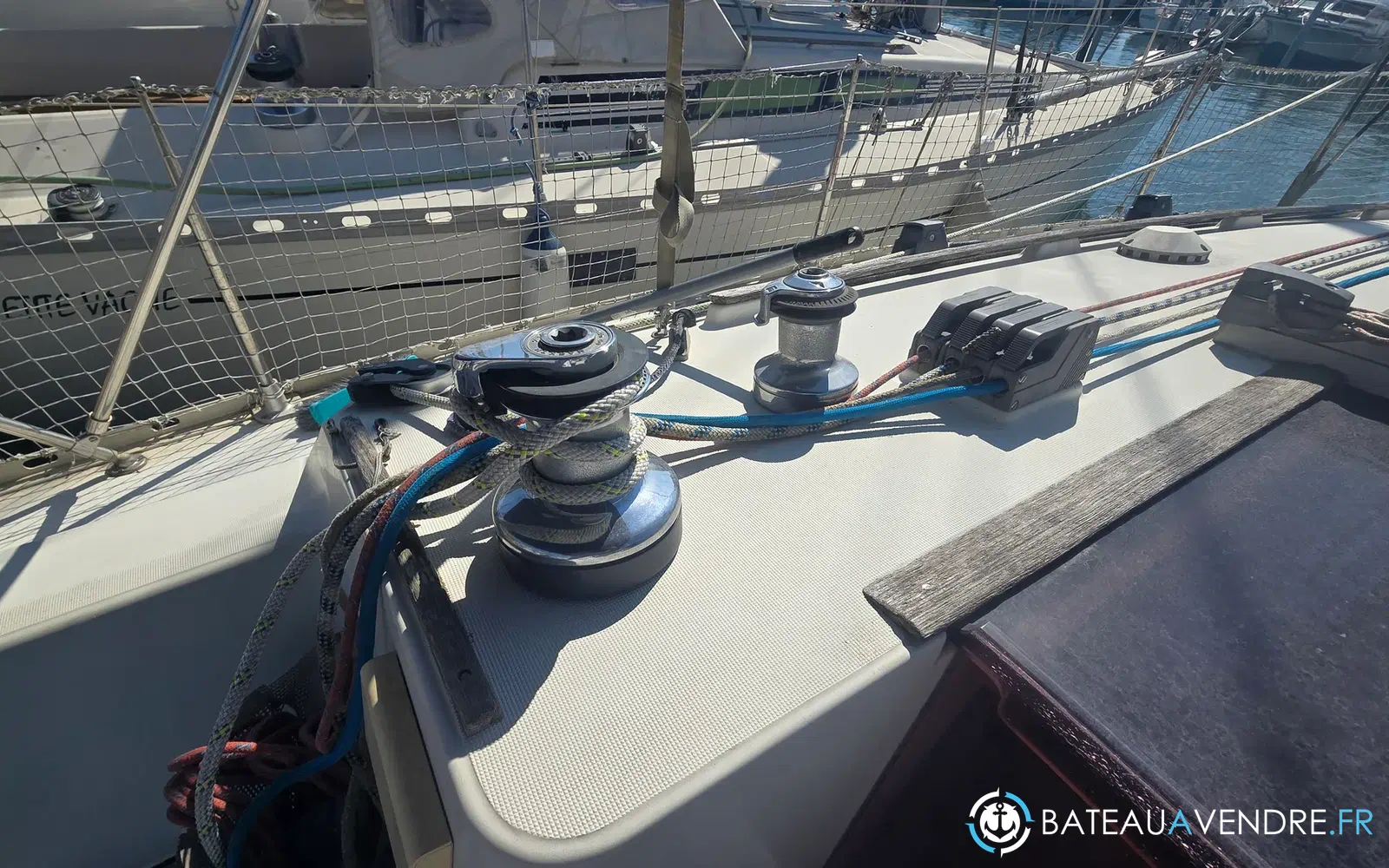 slider 10 Jeanneau Sun Odyssey 33